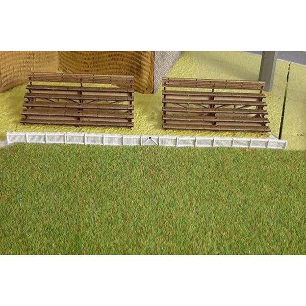 SM1006 - Laser Cut "Fan Stands" - HO Scale